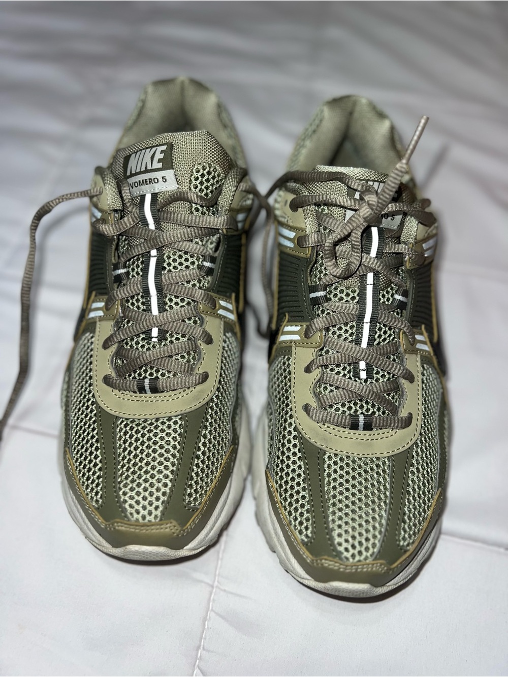 Nike Vomero 5 Women’s Sneakers - Olive